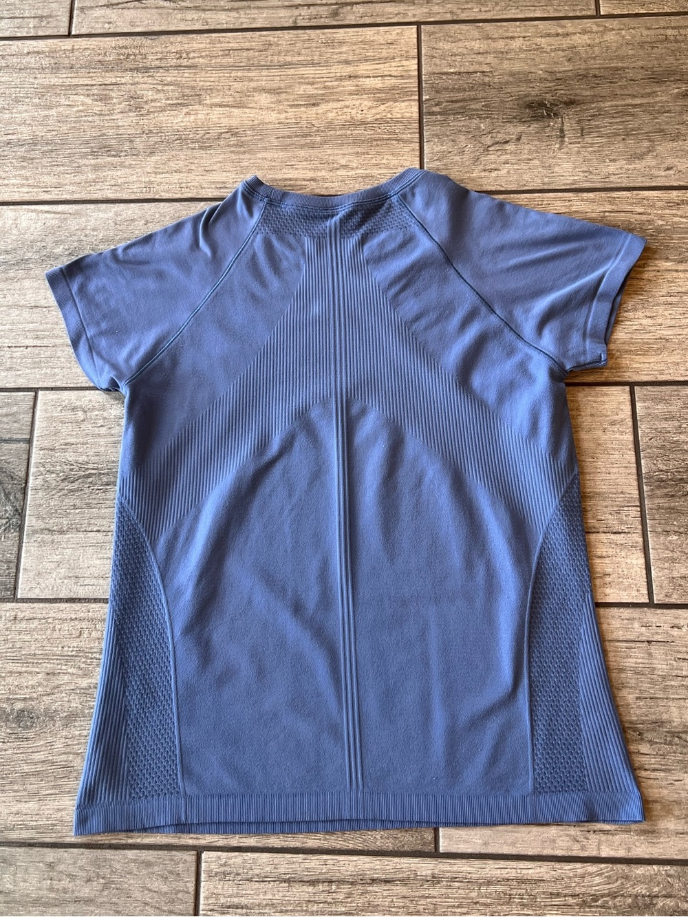 Athleta Women's Momentum Seamless Tee Medium Blue - Picture 2 of 5